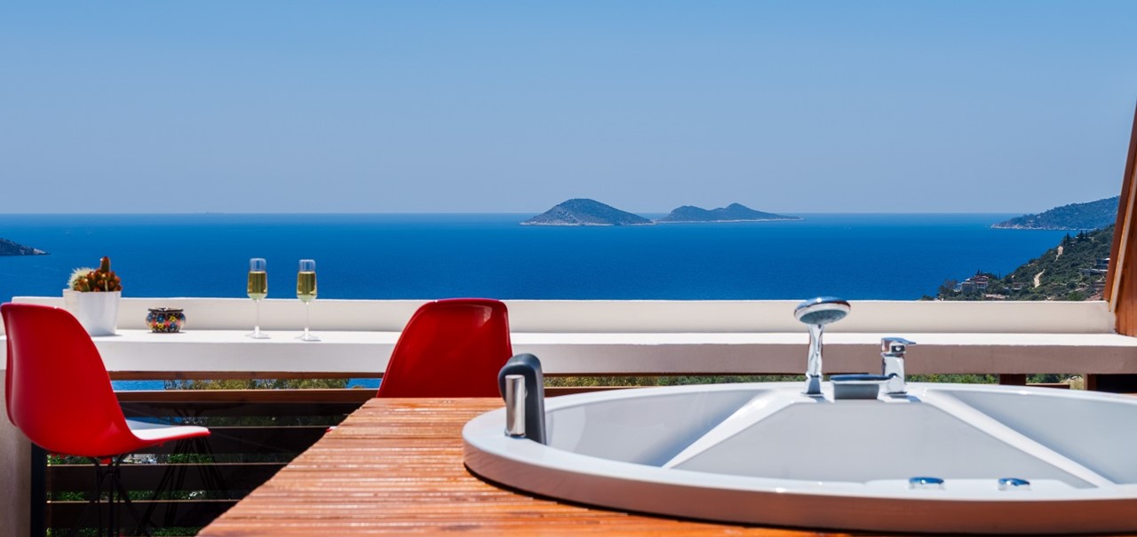 Penthouse With Jacuzzi Lupia Suites Kalkan 8