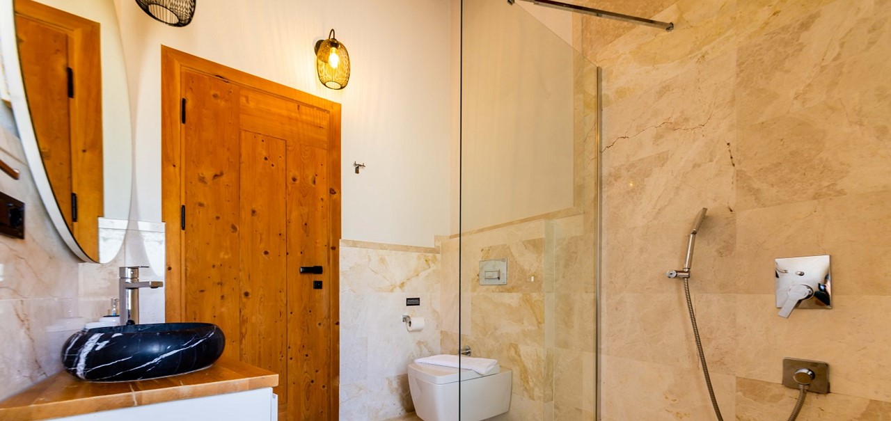 The Waters Edge Kalamar Kalkan 11