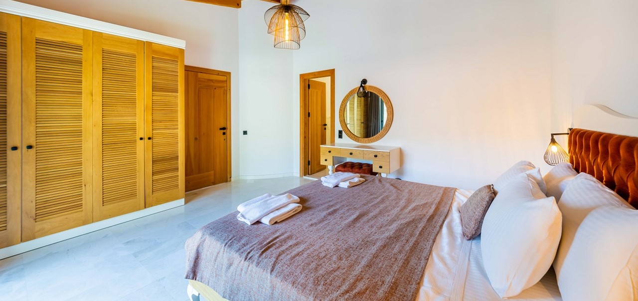 The Waters Edge Kalamar Kalkan 19