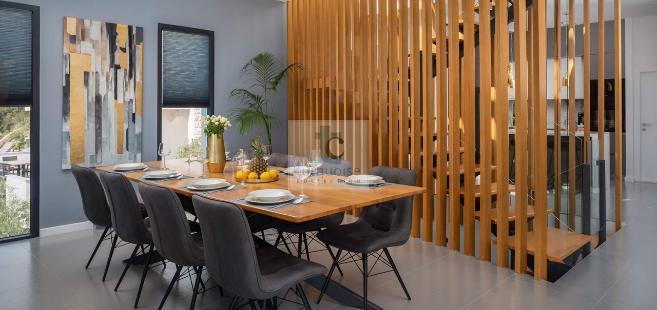 Villa Extravaganza 4