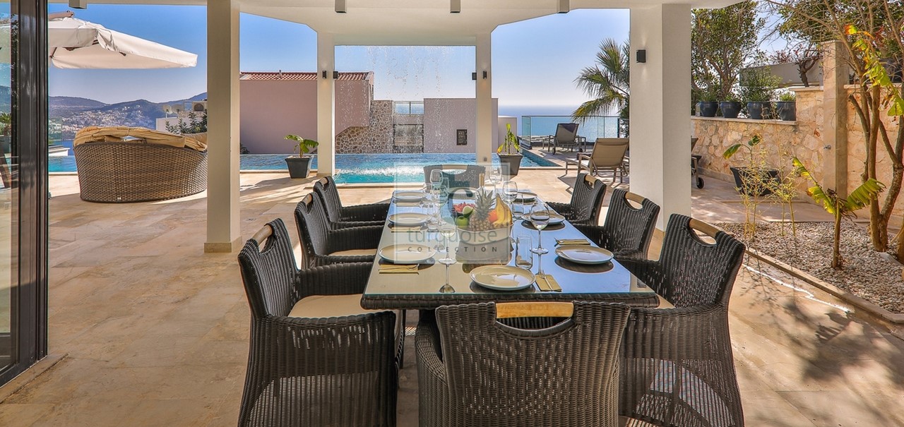 Villa Lavaya Outside Dining Ground Floor