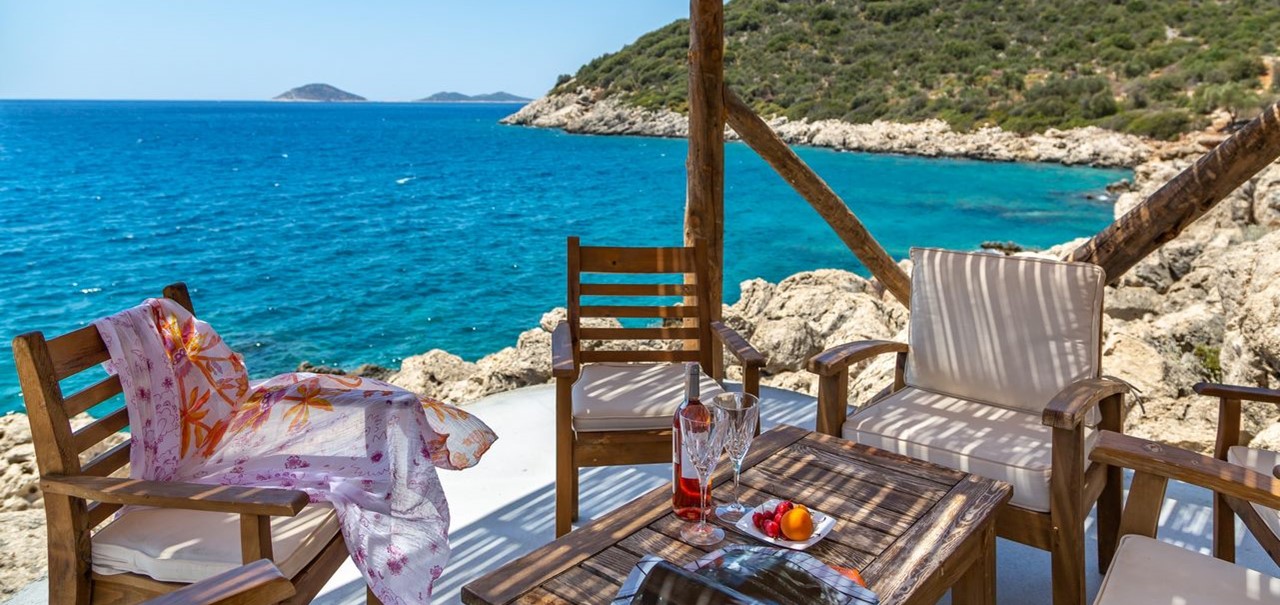 Waters Edge Villas Bathing Platforms 12