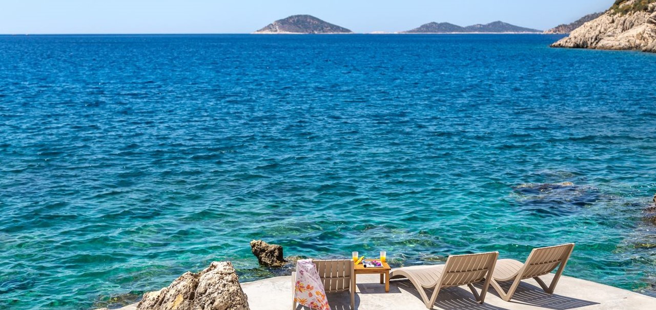 Waters Edge Villas Bathing Platforms 5